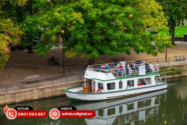 Viltrox 85mm F2 EVO được trang bị động cơ STM với khả năng lấy nét đủ nhanh