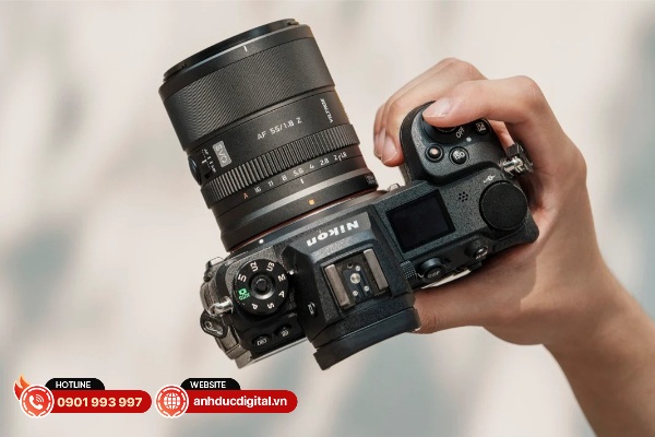 Viltrox 55mm F1.8 EVO cũng sở hữu thiết kế quang học theo dạng APO