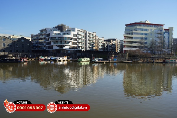 Viltrox AF 35mm F1.2 LAB FE được trang bị hệ thống quang học phức tạp hứa hẹn mang đến chất lượng hình ảnh ấn tượng