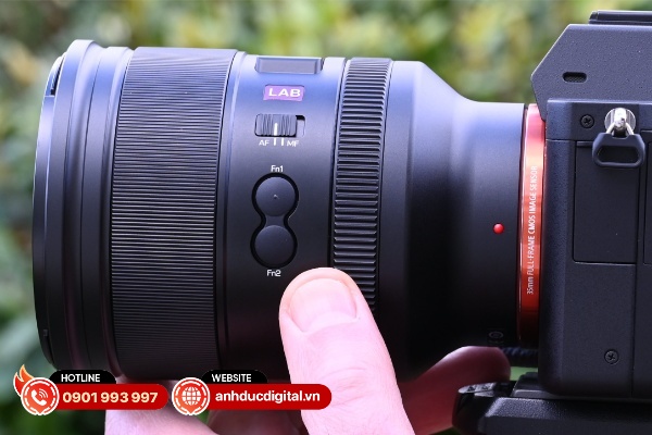 Viltrox AF 35mm F1.2 LAB FE lựa chọn hệ thống quang học tiên tiến nhưng sẽ có thiết kế cồng kềnh hơn