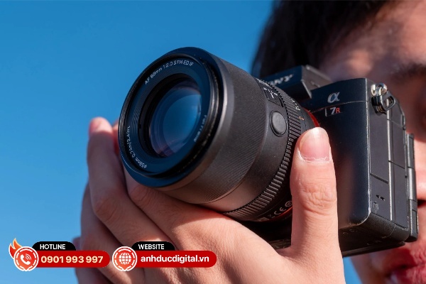 Ống kính Viltrox AF 85mm F2.0 EVO được thiết kế với độ tin cậy và độ bền cao