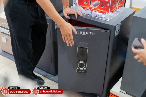 Chọn két sắt theo loại khóa phù hợp để tối ưu mức độ an toàn và trải nghiệm sử dụng