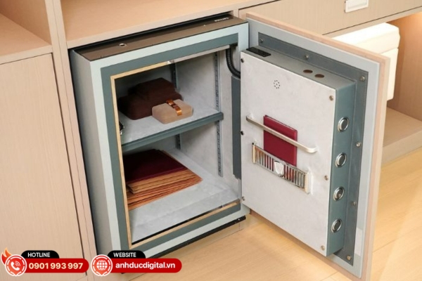 Philips SBX330 là mẫu két sắt cao cấp âm tường giúp tiết kiệm diện tích và nâng cao an ninh cho gia đình