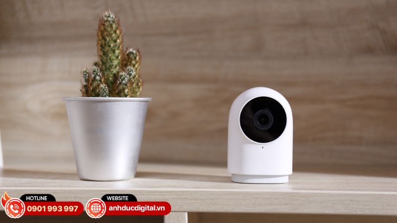 Hub Aqara đóng vai trò trung tâm điều khiển, kết nối cảm biến và điều phối các thiết bị trong hệ thống an ninh