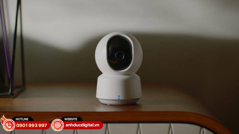 Camera Aqara hỗ trợ xác minh hình ảnh khi phát hiện bất thường, kết hợp cùng cảm biến để tăng hiệu quả giám sát